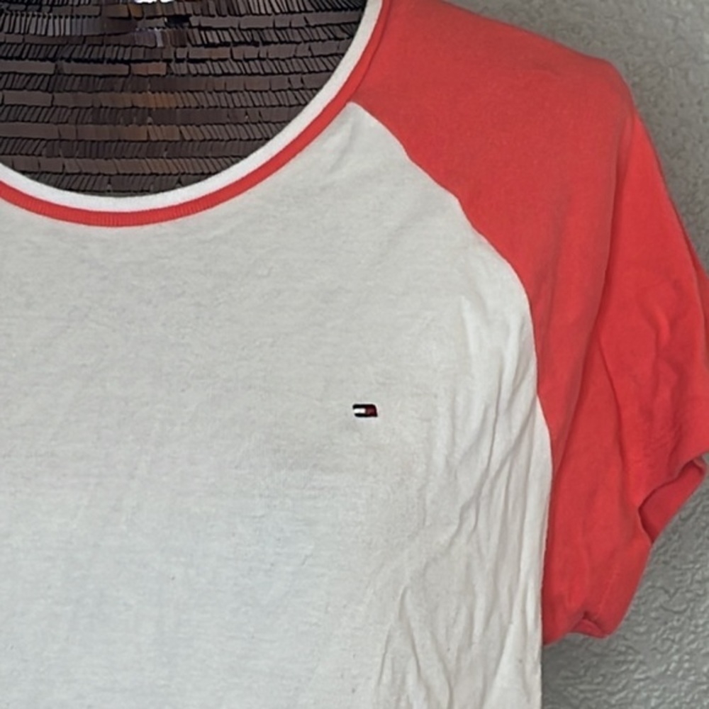 Tommy Hilfiger Baseball Tee - Picture 2 of 4